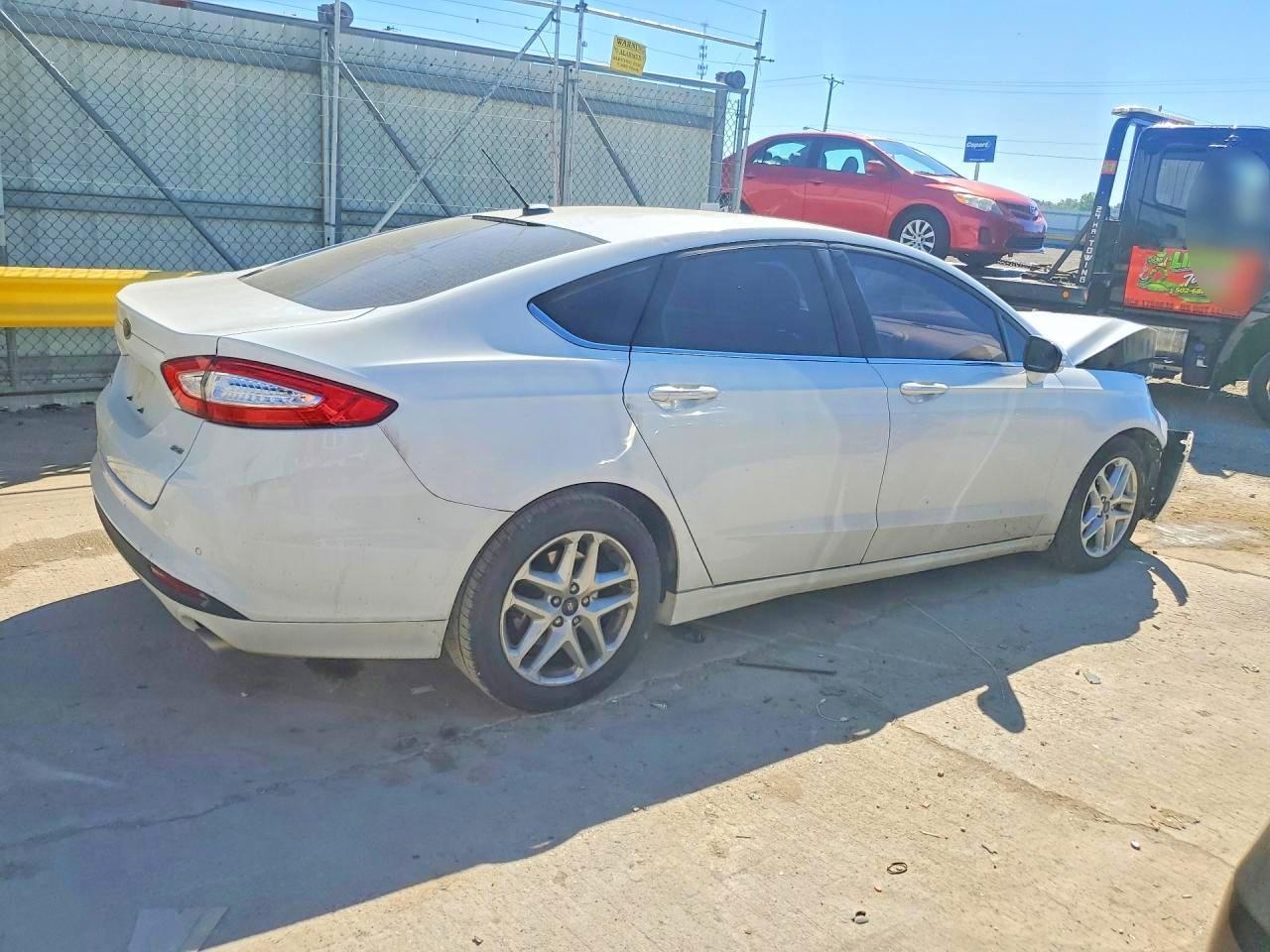 2016 Ford Fusion Se - Фото 3