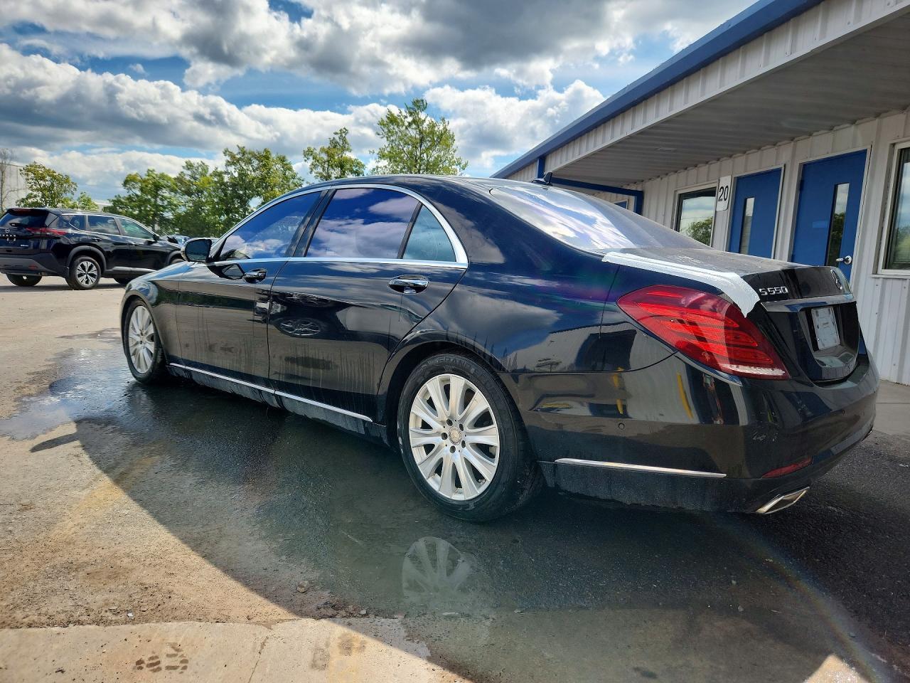 2015 Mercedes-Benz S 550 4Matic - Image 2