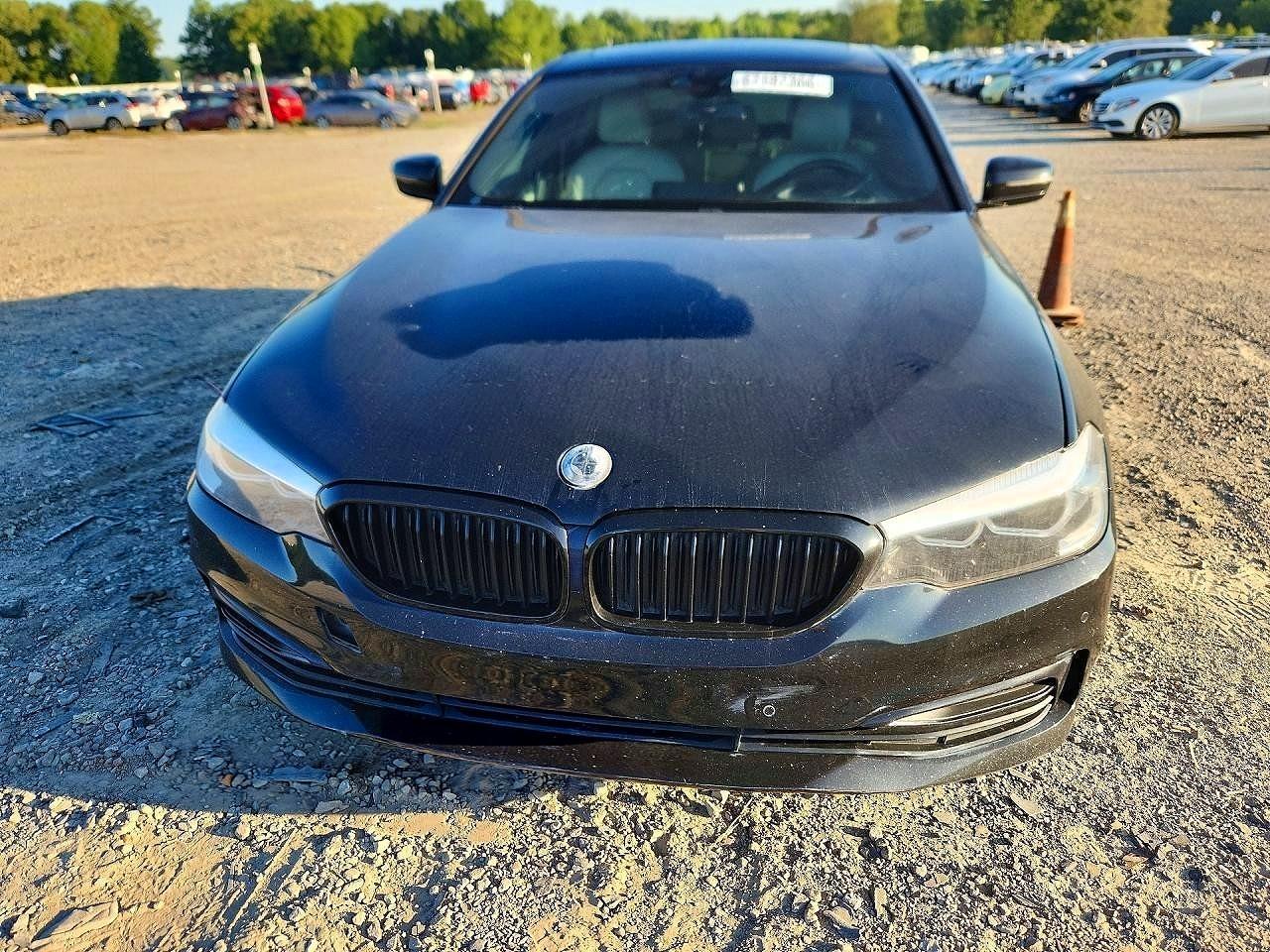 2019 BMW 530 Xi - Фото 5
