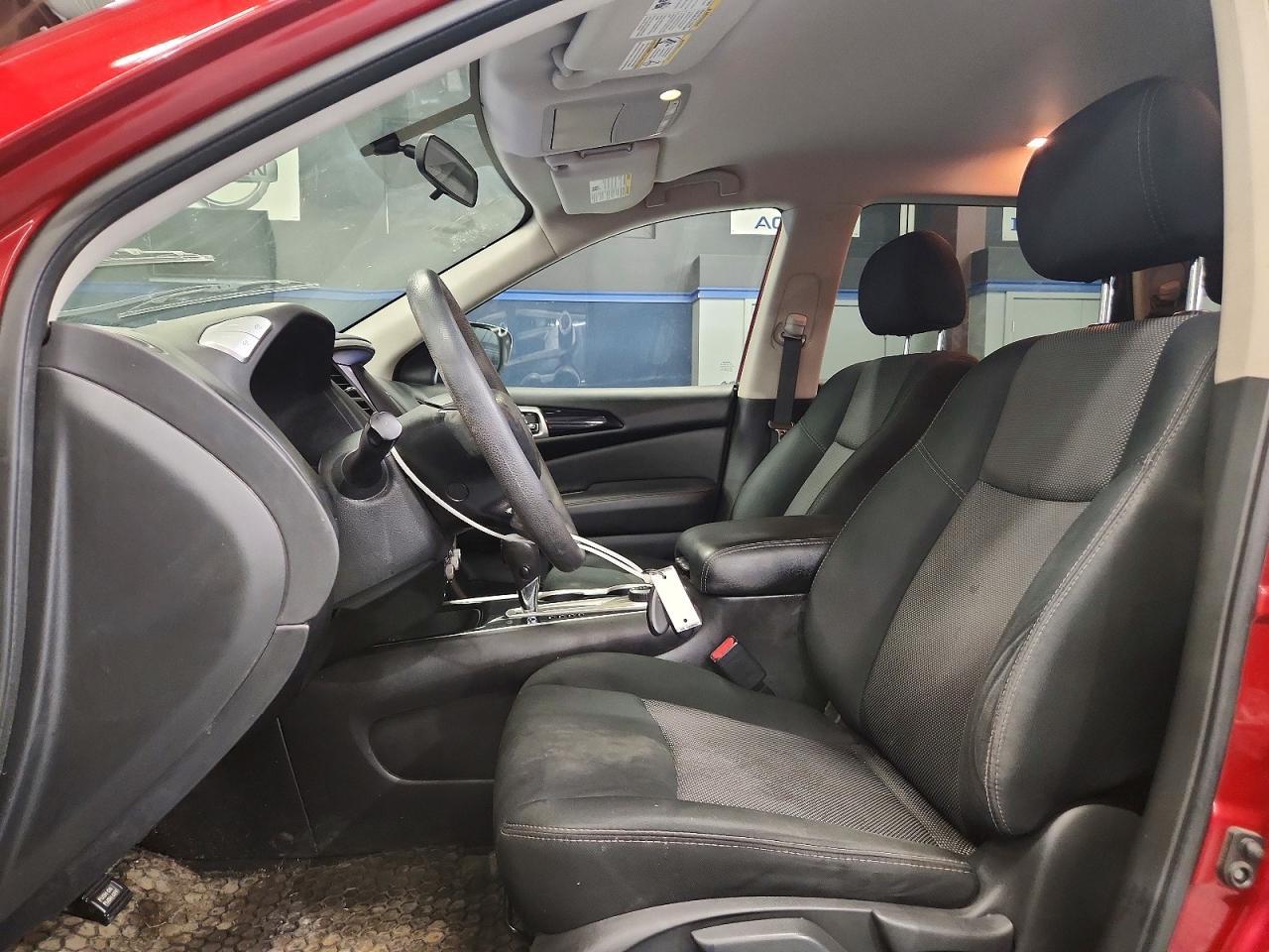 2018 Nissan Pathfinder S - Фото 7