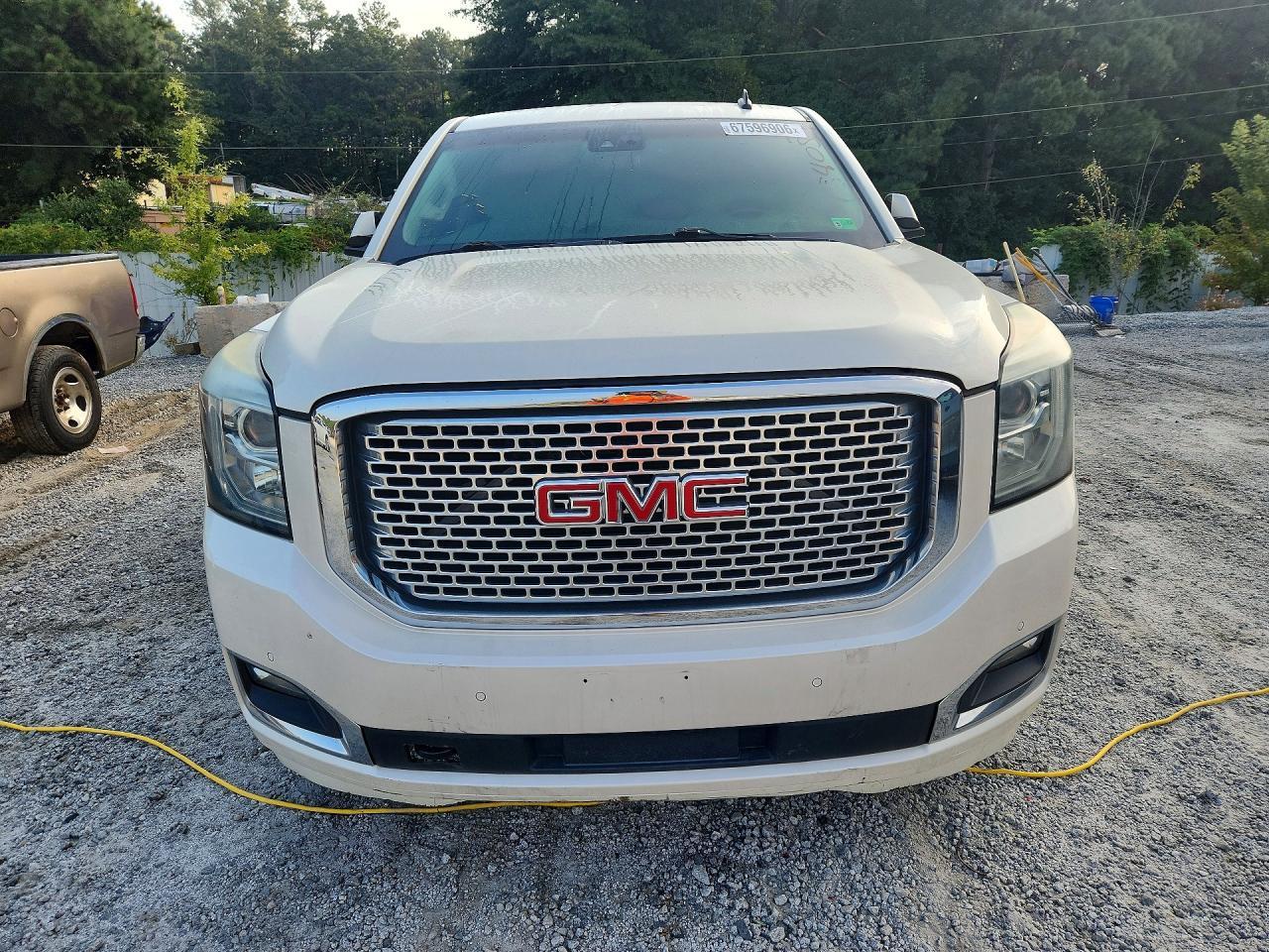 2015 GMC Yukon Denali - Фото 5