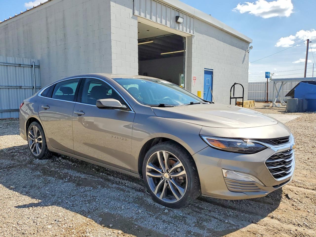 2023 Chevrolet Malibu Lt - Фото 4