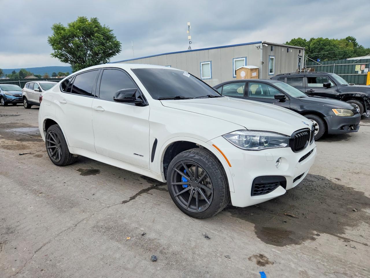 2018 BMW X6 xDrive50I - Фото 4