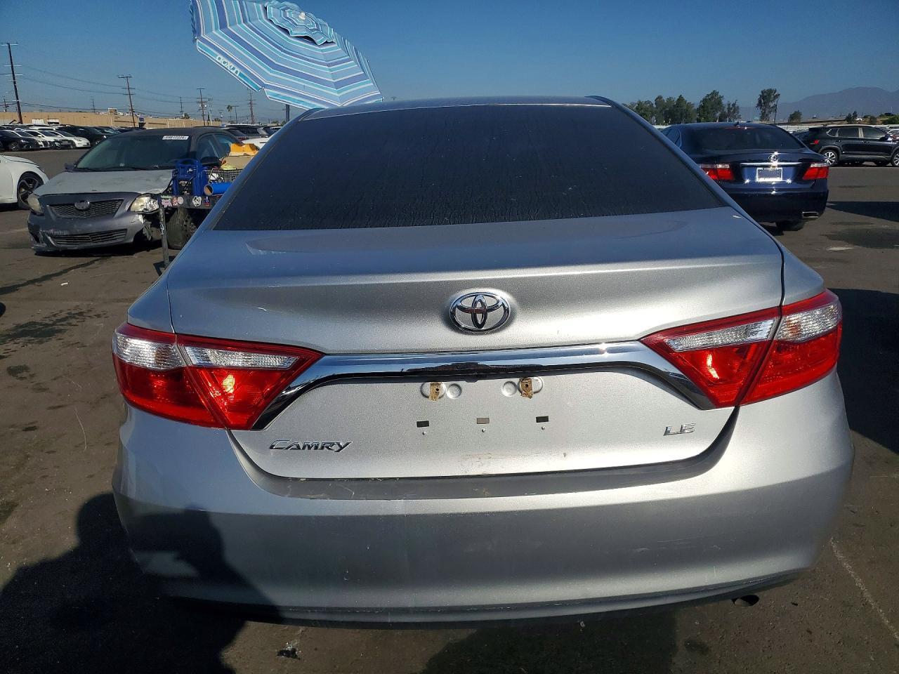2017 Toyota Camry Le - Фото 6
