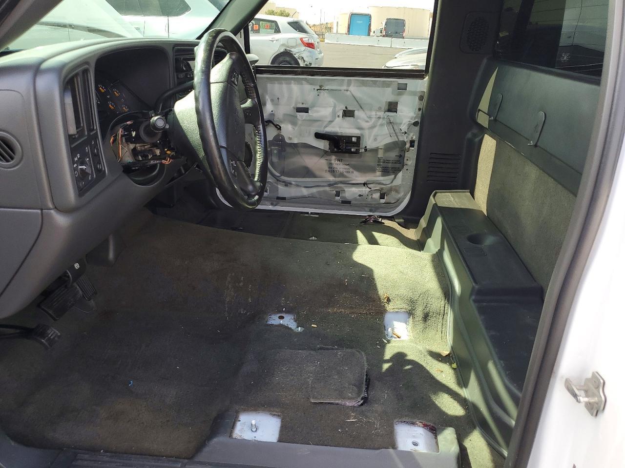2005 Chevrolet Silverado C1500 - Фото 7