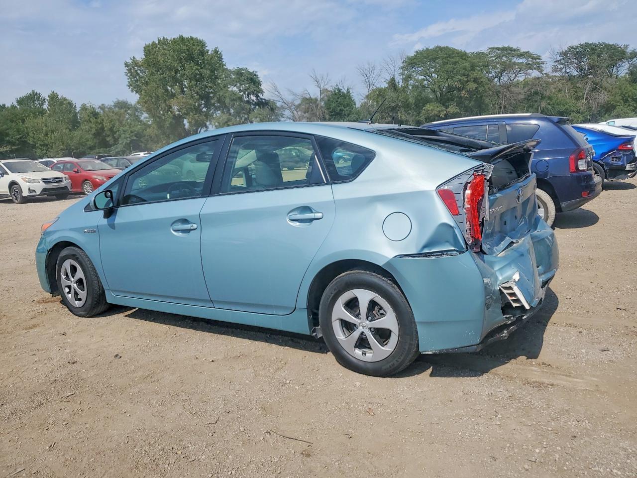 2012 Toyota Prius Three - Фото 2