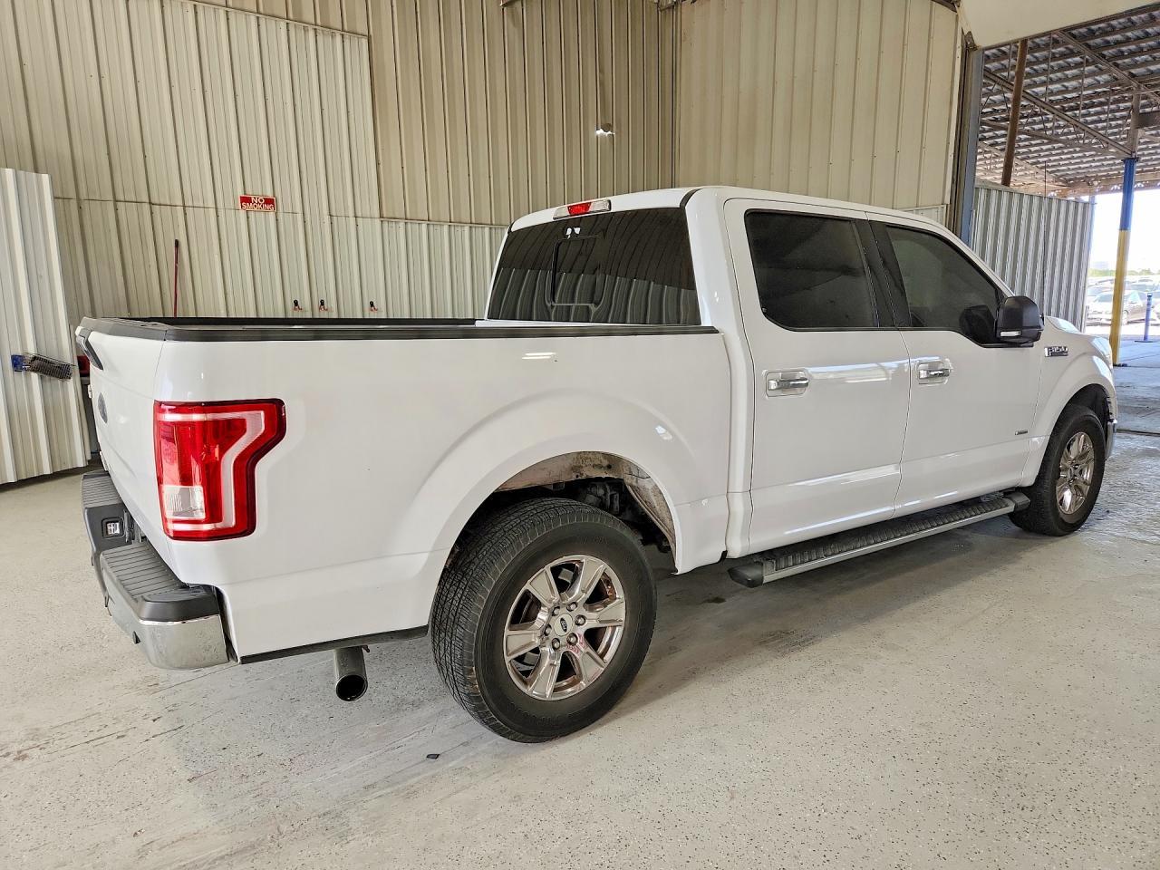 2016 Ford F150 Supercrew - Фото 3