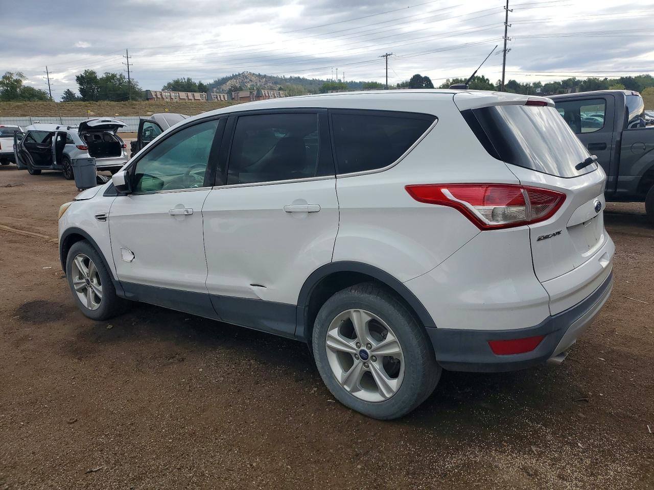 2015 Ford Escape Se - Image 2