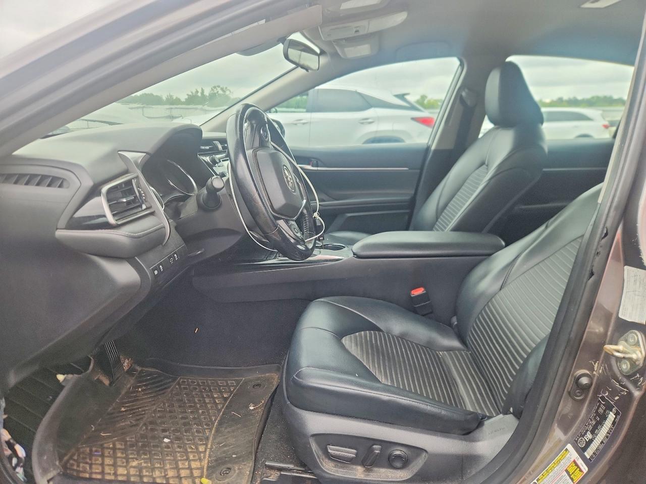 2019 Toyota Camry L - Фото 7