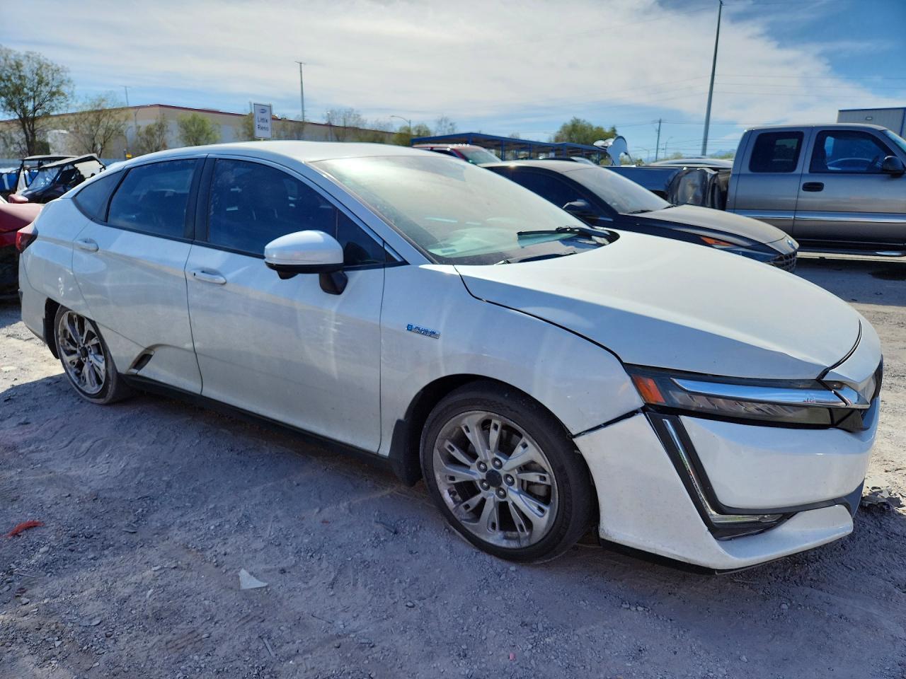 2019 Honda Clarity Touring - Image 4