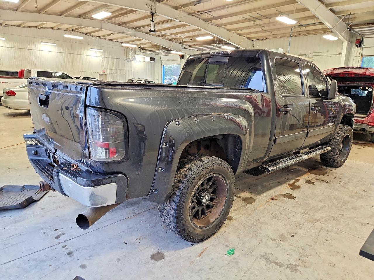 2010 Chevrolet Silverado K2500 Heavy Duty Ltz - Image 3