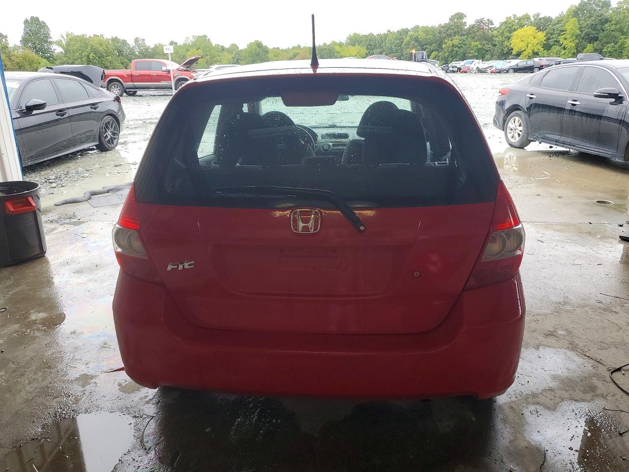 2008 Honda Fit - Image 6