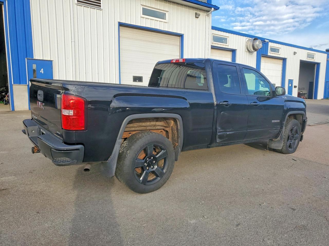 2017 GMC Sierra K1500 Sle - Фото 3