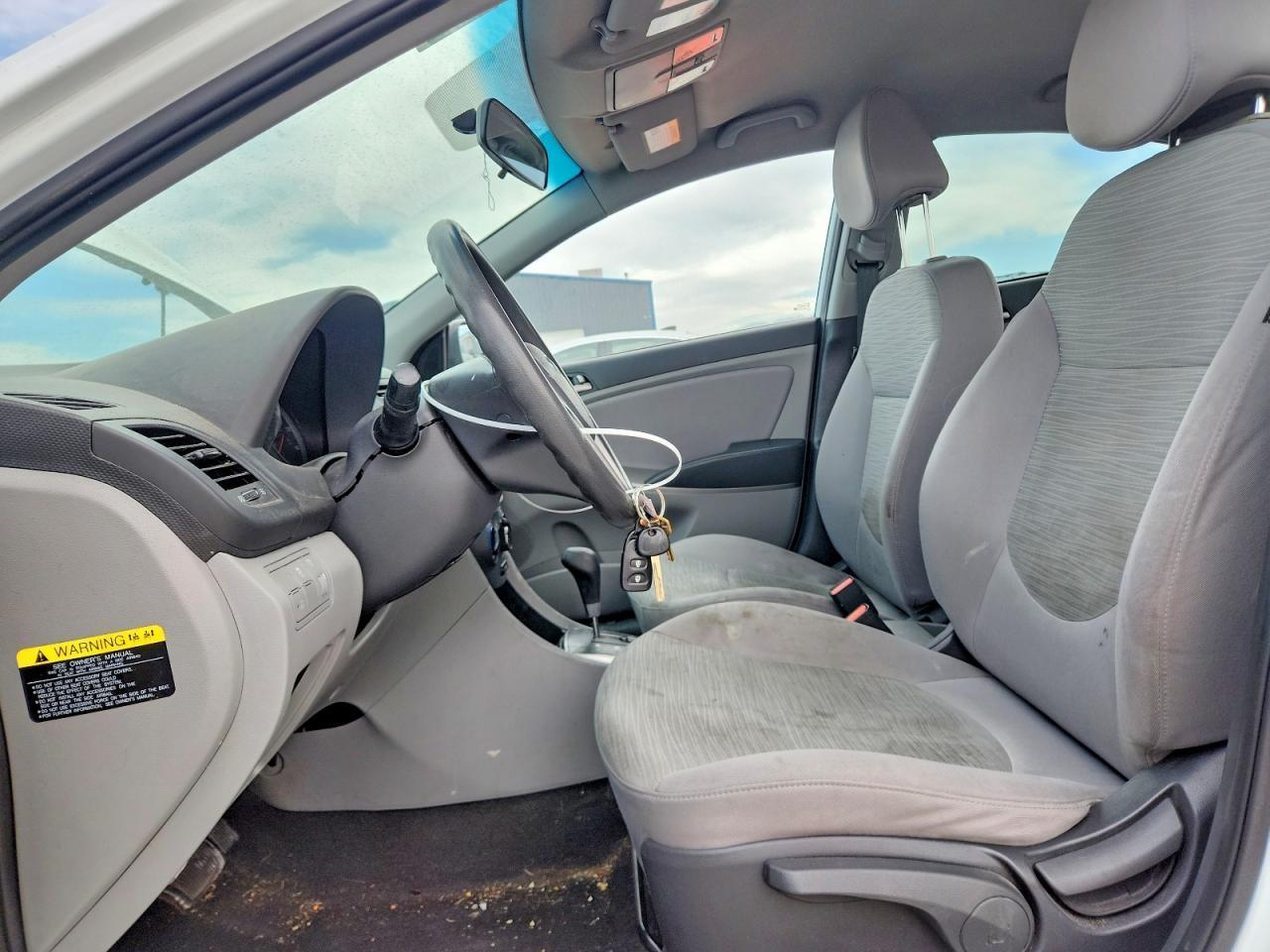 2016 Hyundai Accent Se - Image 7