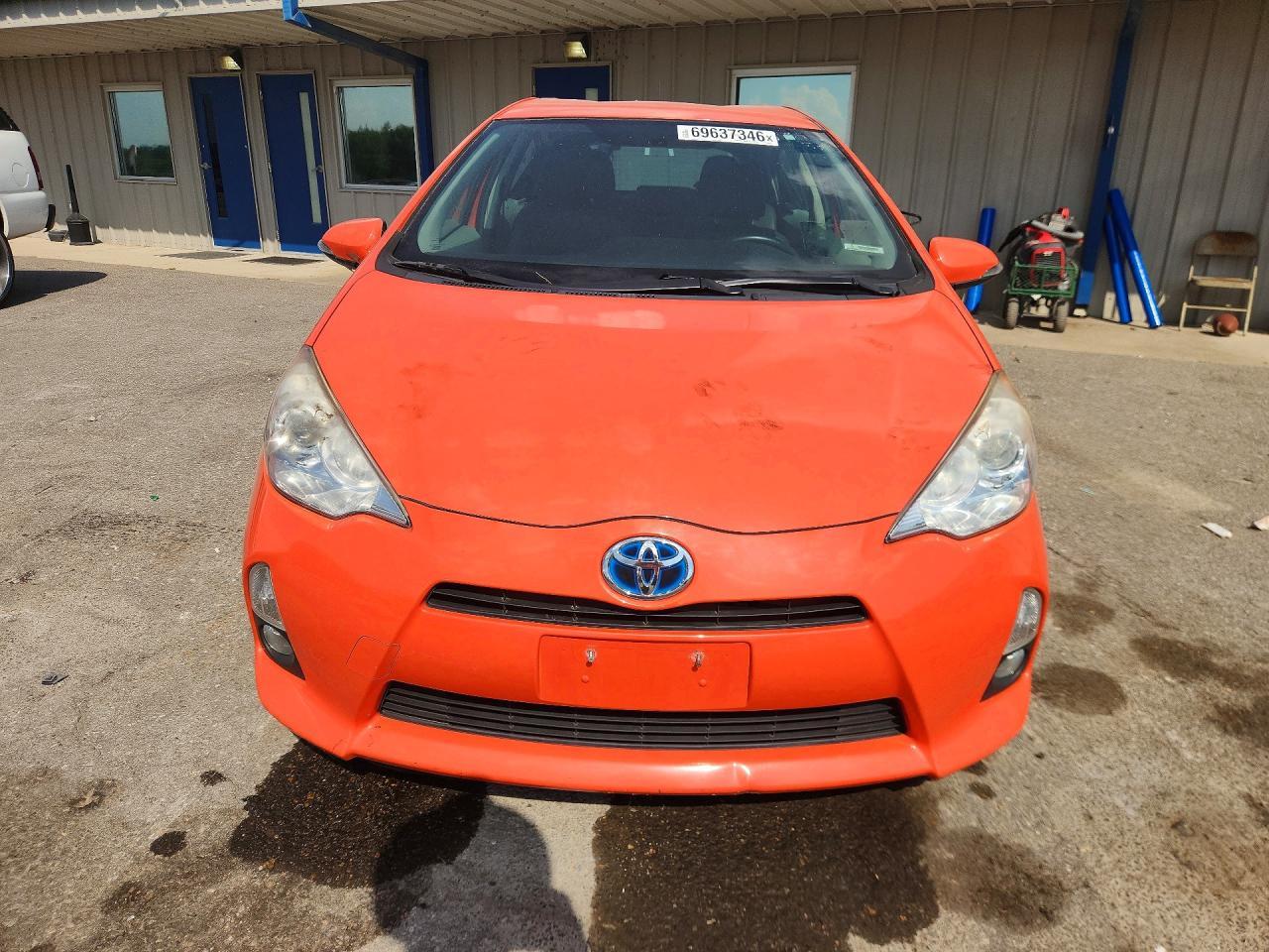 2013 Toyota Prius C Four - Фото 5