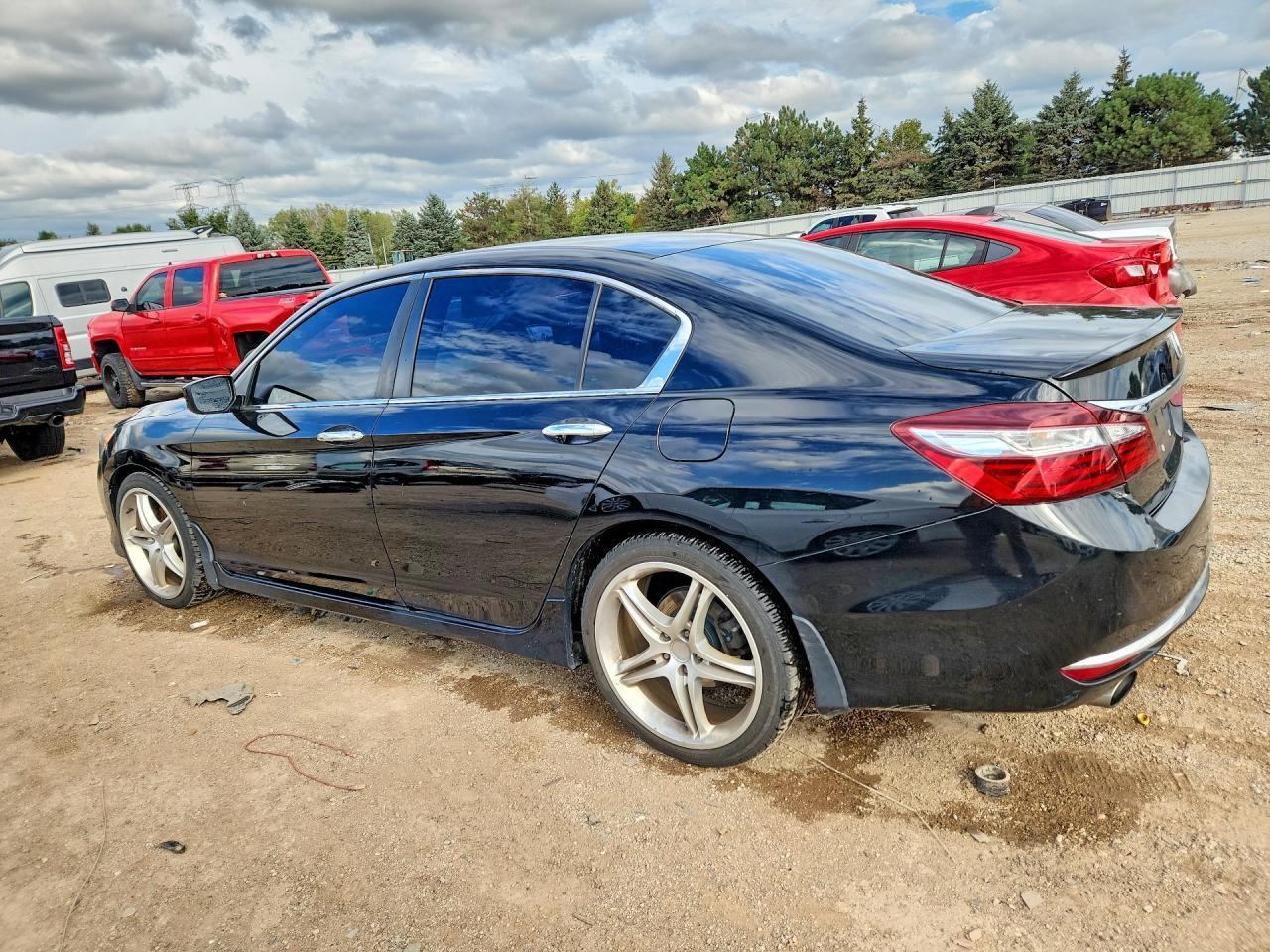 2016 Honda Accord Sport - Фото 2