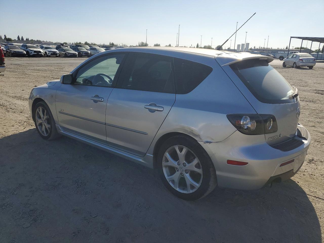 2008 Mazda 3 Hatchback - Фото 2