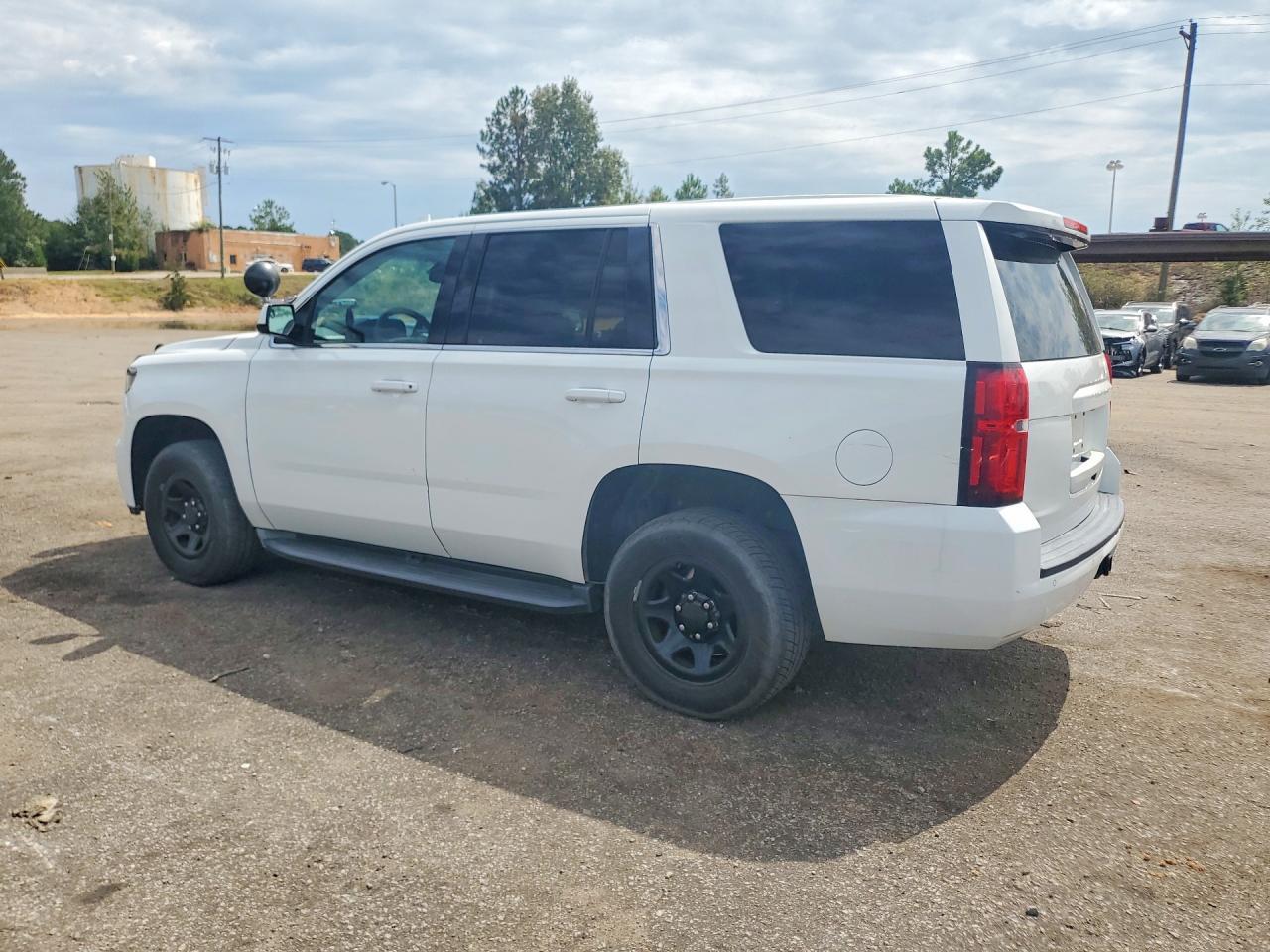 2015 Chevrolet Tahoe Police - Фото 2
