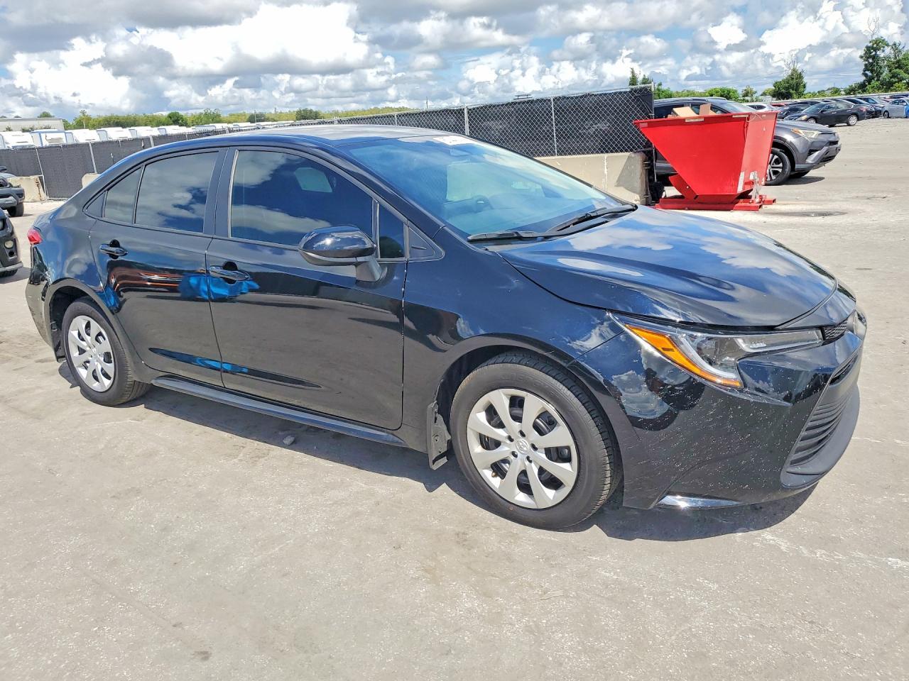 2025 Toyota Corolla Le - Image 4