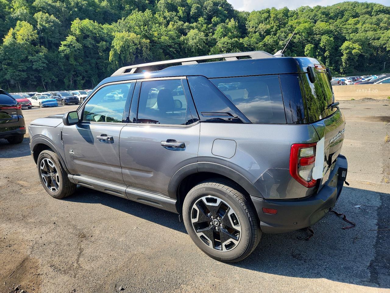 2024 Ford Bronco Sport Outer Banks - Фото 2