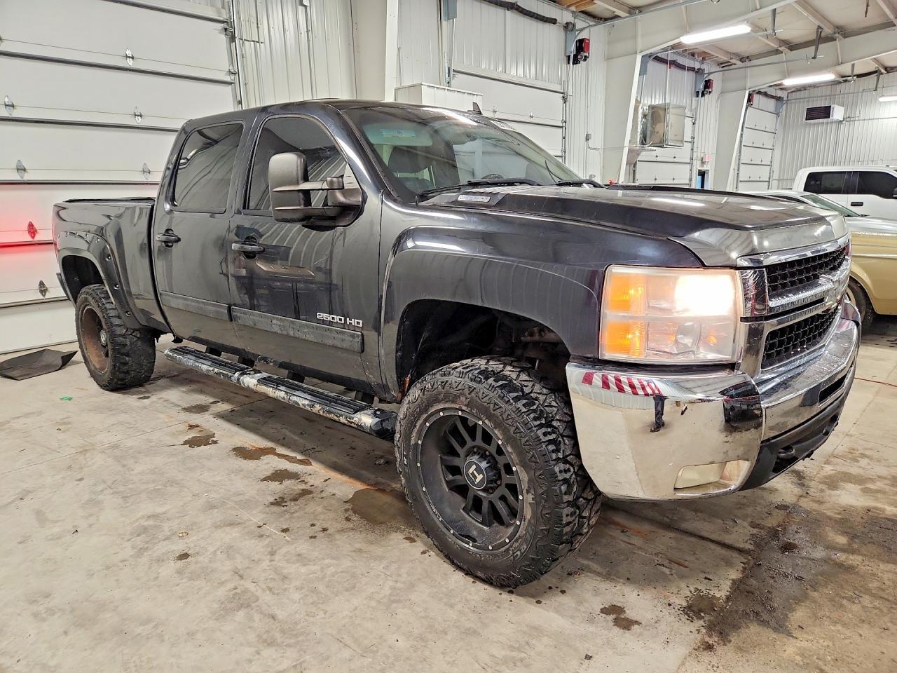2010 Chevrolet Silverado K2500 Heavy Duty Ltz - Image 4