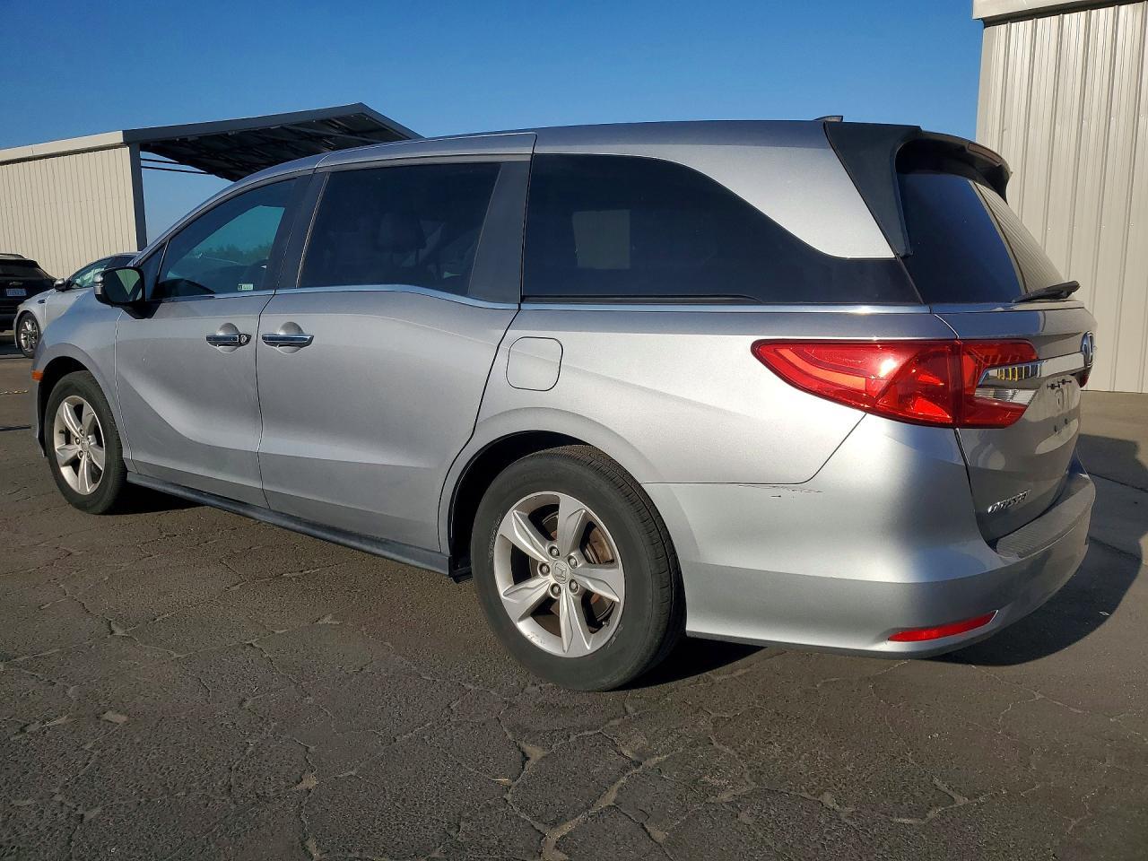 2018 Honda Odyssey Exl - Фото 2
