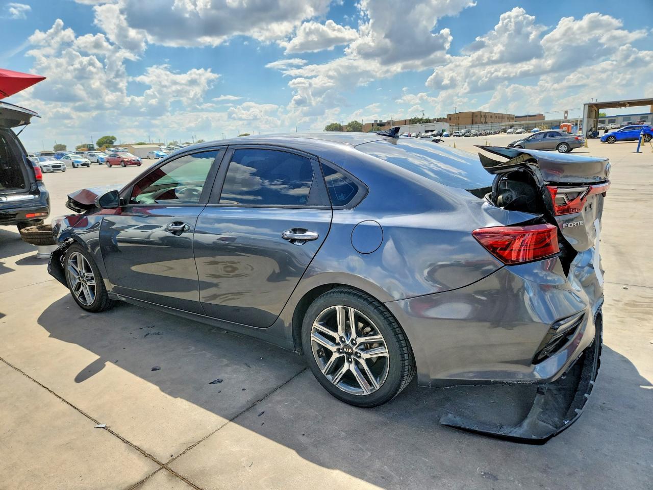 2019 Kia Forte S - Фото 2