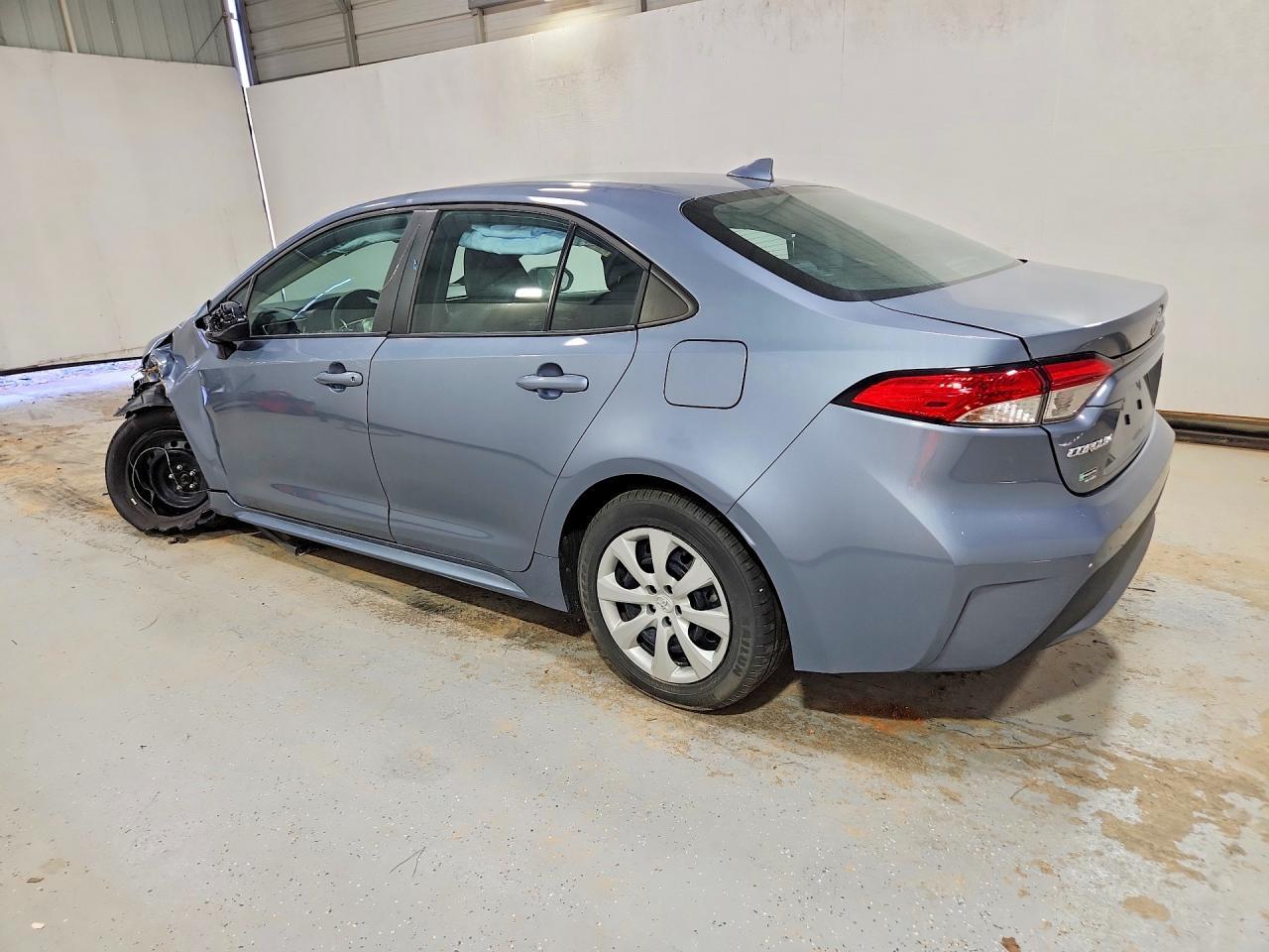 2022 Toyota Corolla Le - Фото 2