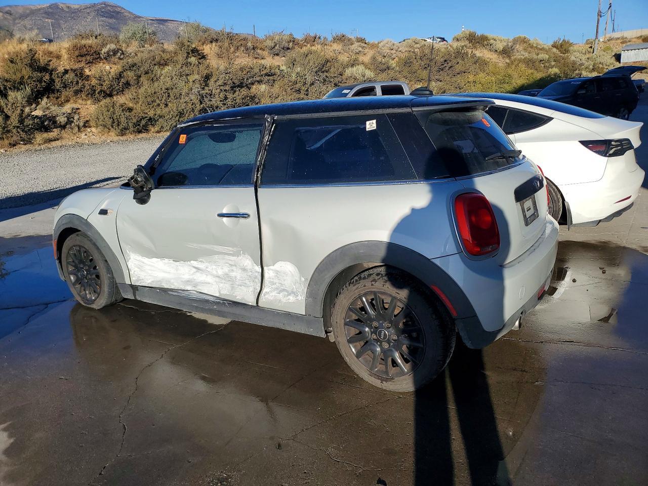 2017 Mini Cooper - Фото 2