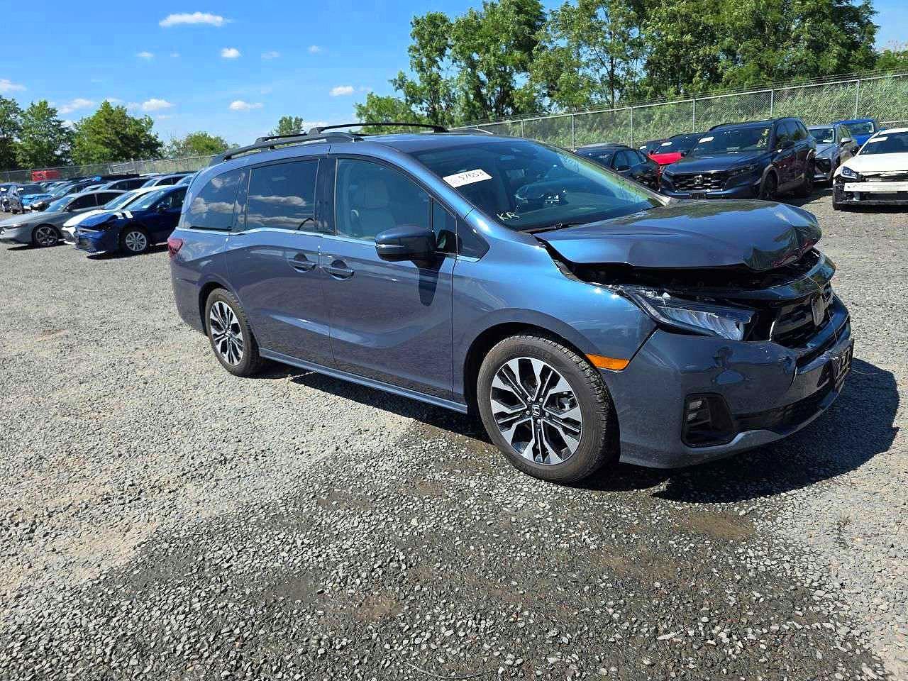 2025 Honda Odyssey Elite - Фото 3