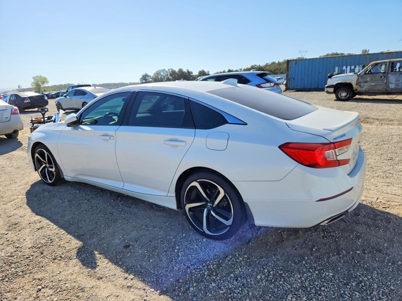 2018 Honda Accord Sport - Image 2
