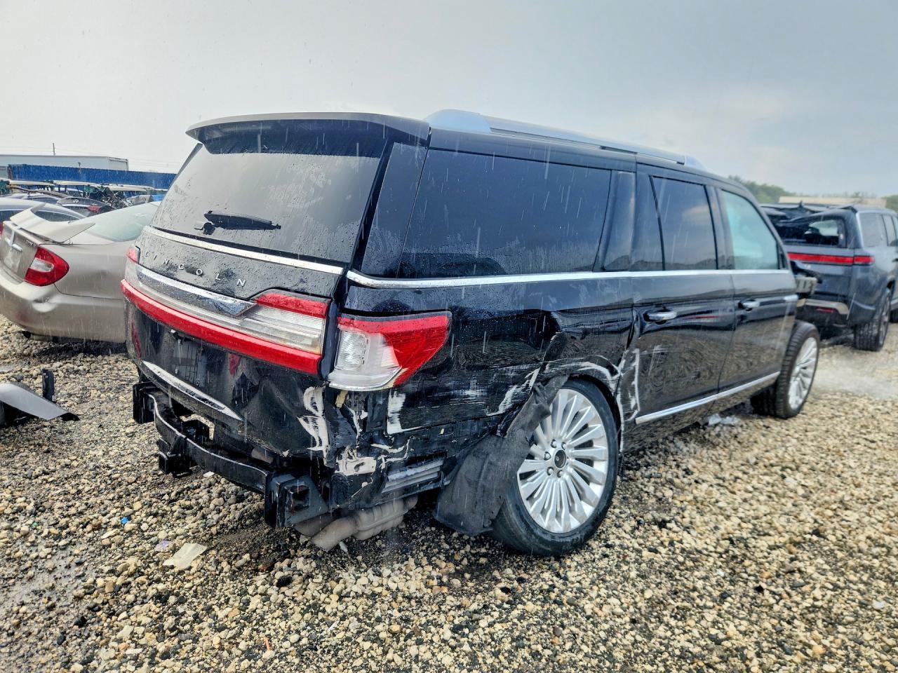 2019 Lincoln Navigator L Reserve - Фото 3