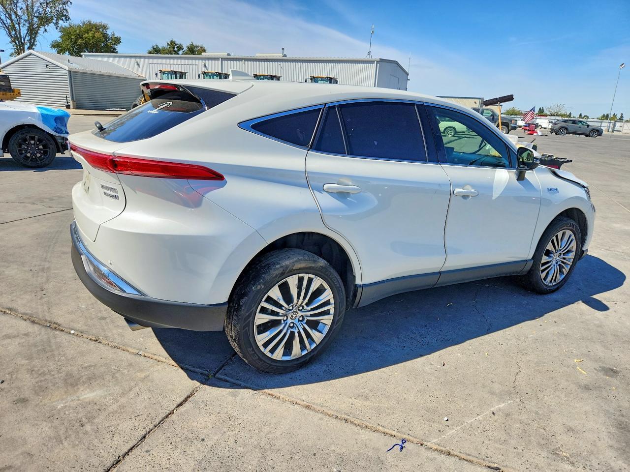 2021 Toyota Venza Limited - Фото 3