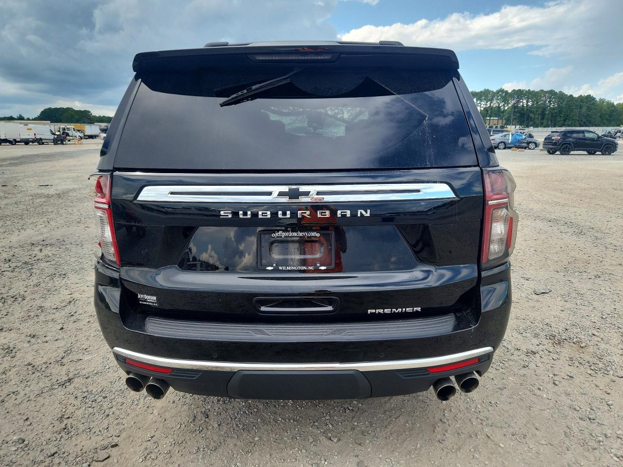 2023 Chevrolet Suburban K1500 Premier - Image 6