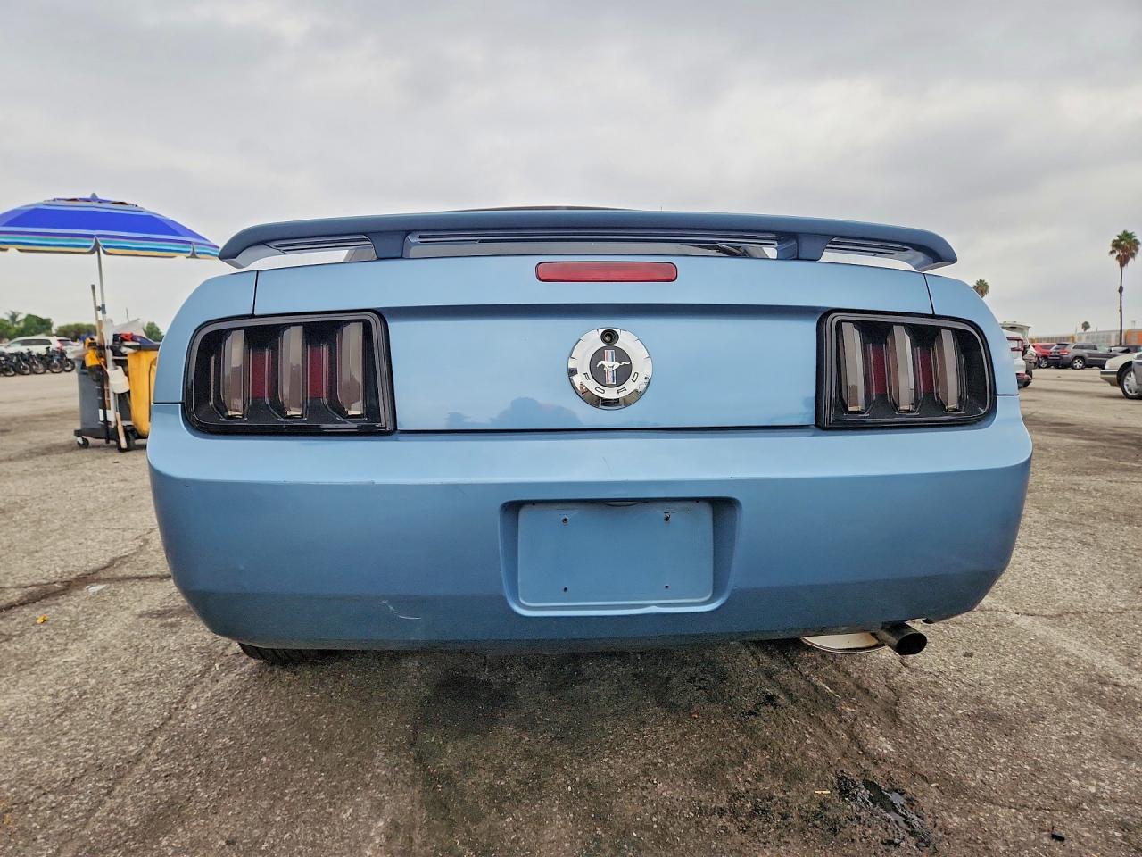 2005 Ford Mustang - Фото 6