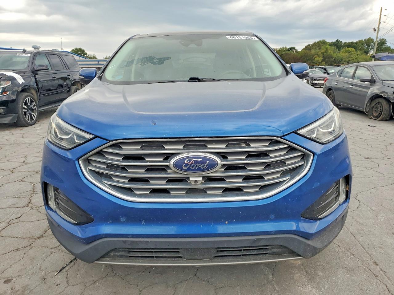 2020 Ford Edge Titanium - Image 5