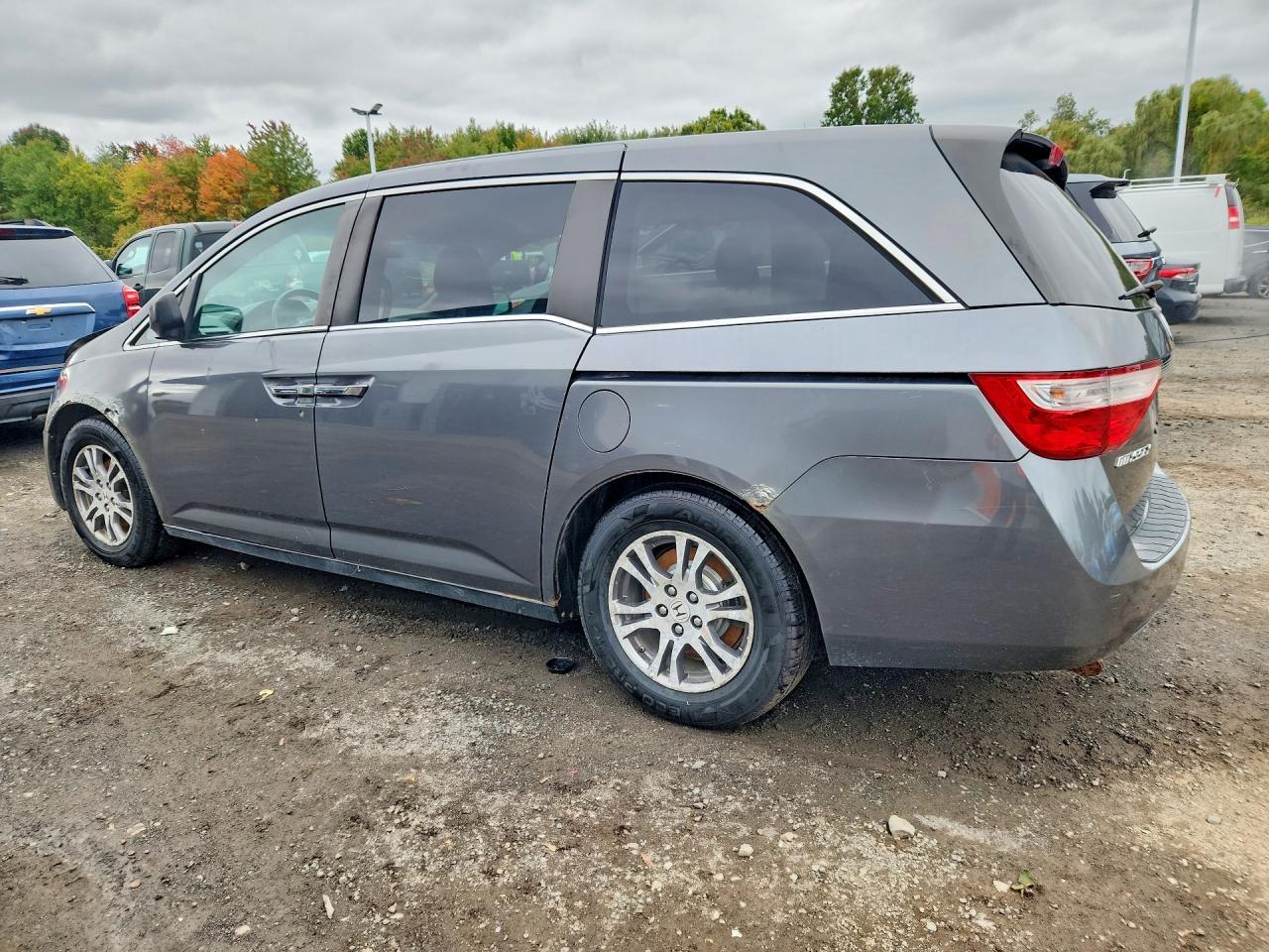 2012 Honda Odyssey Ex - Фото 2