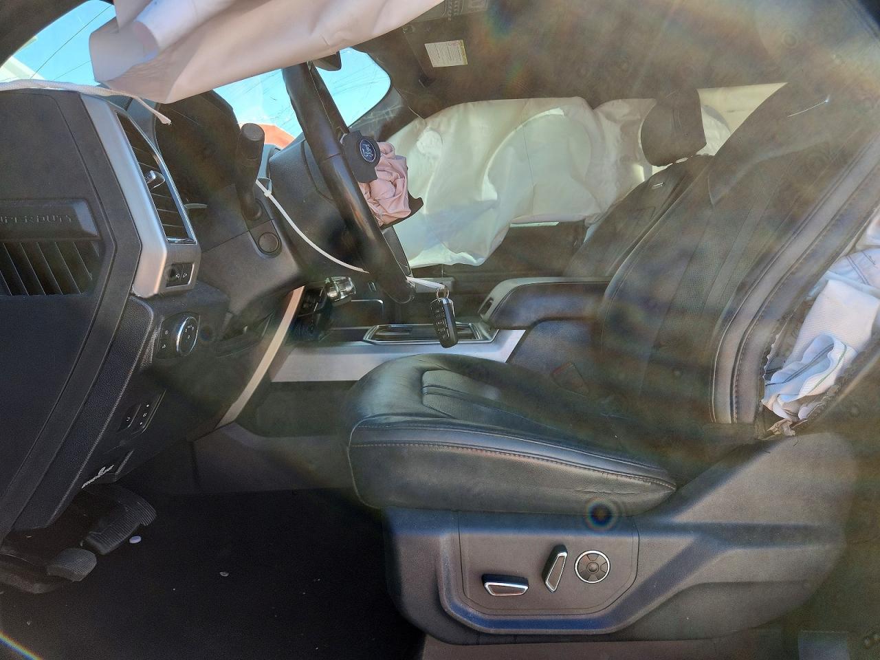 2022 Ford F350 Super Duty - Image 7