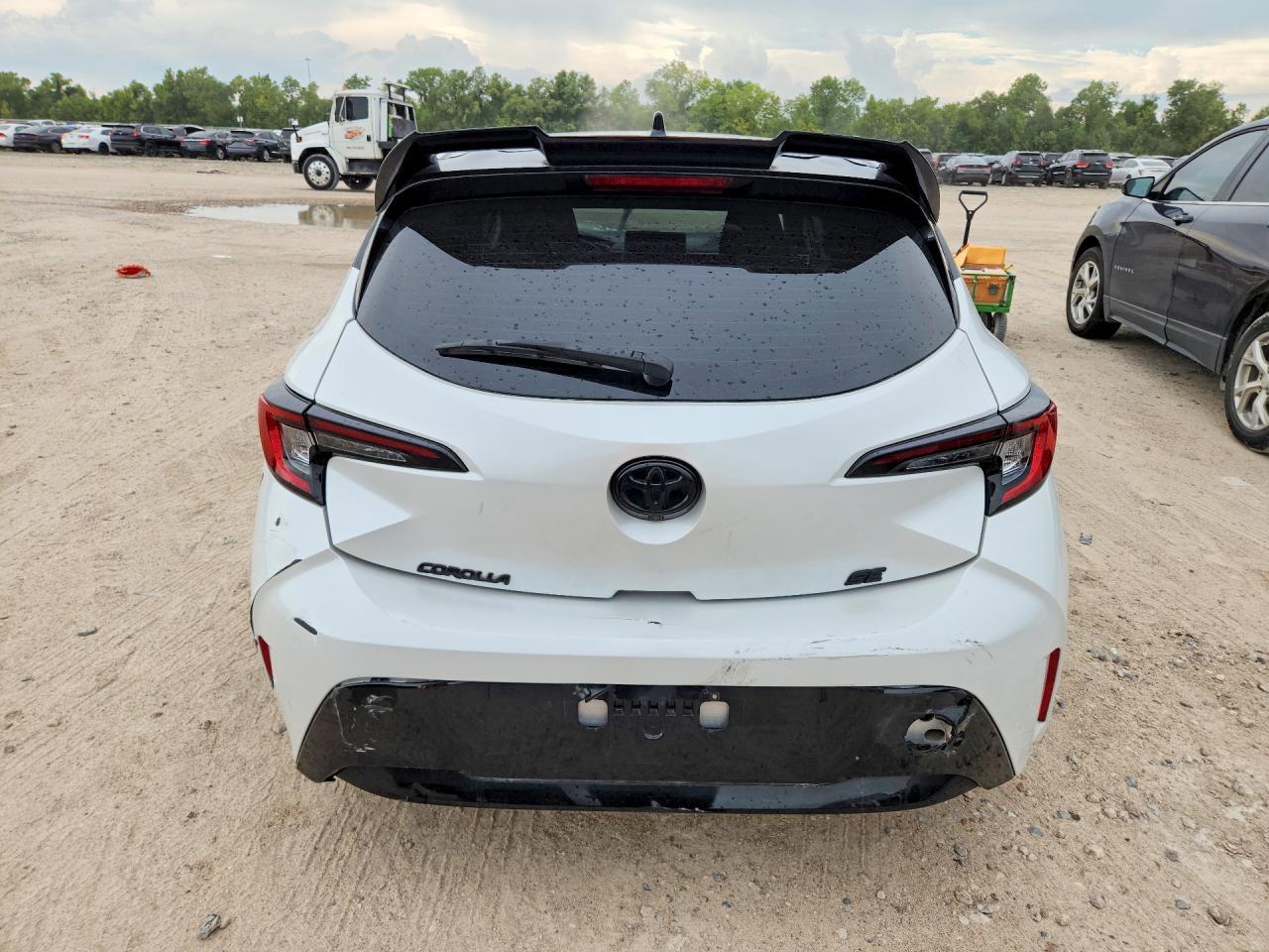 2025 Toyota Corolla Hatchback Nightshade - Фото 6
