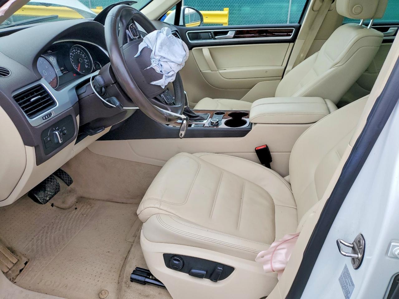 2013 Volkswagen Touareg V6 - Фото 7