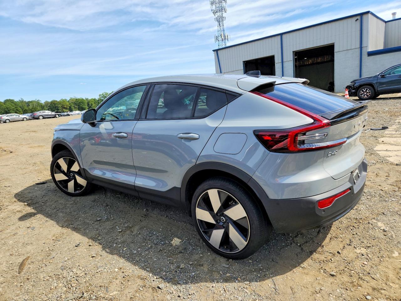 2024 Volvo C40 Recharge Ultimate - Фото 2