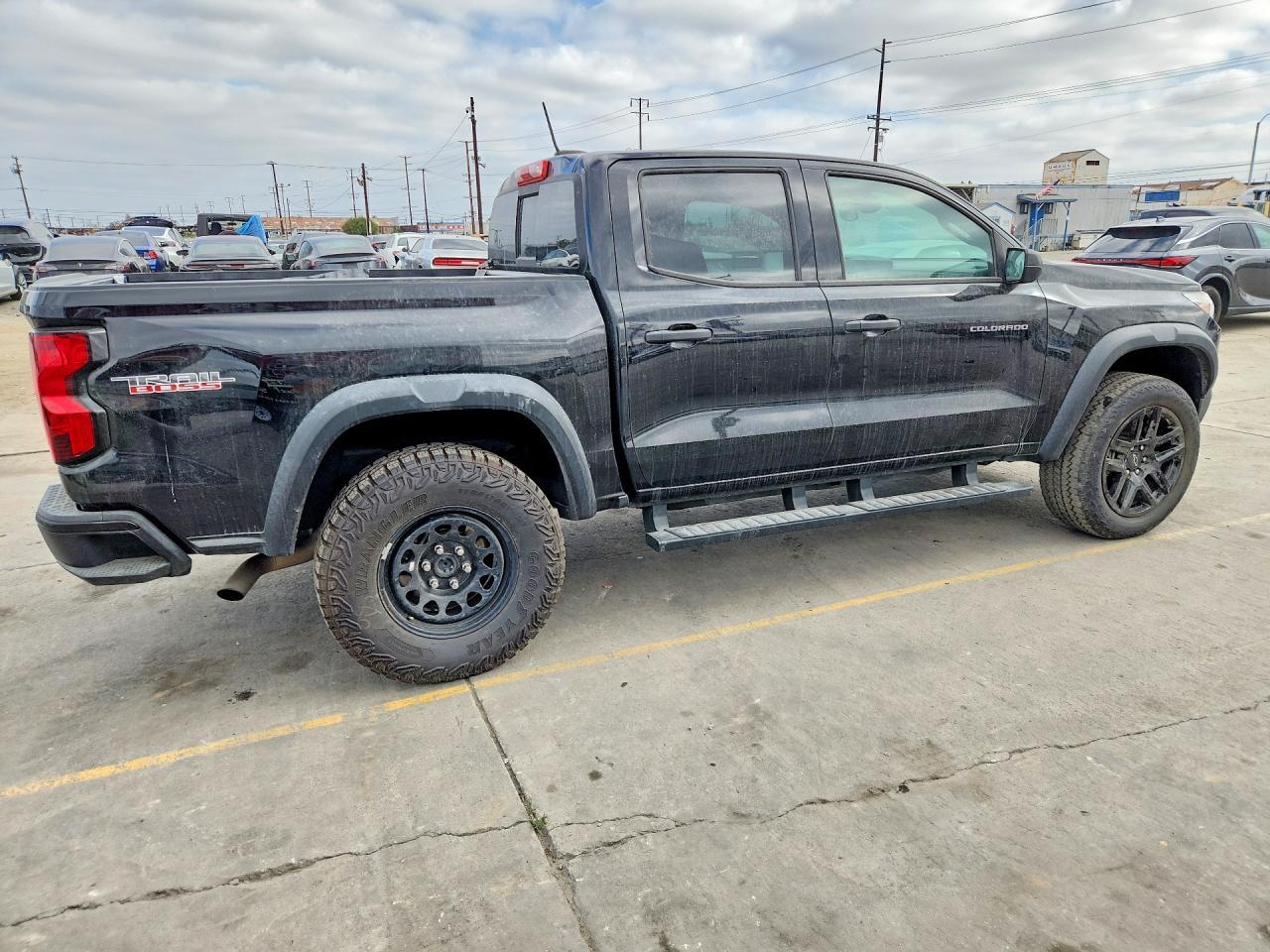 2023 Chevrolet Colorado Trail Boss - Image 3