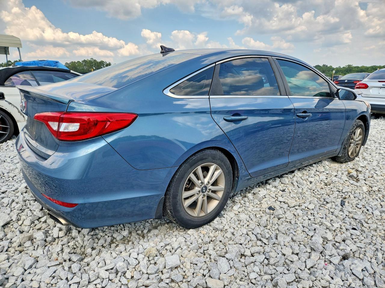 2016 Hyundai Sonata Se - Image 3