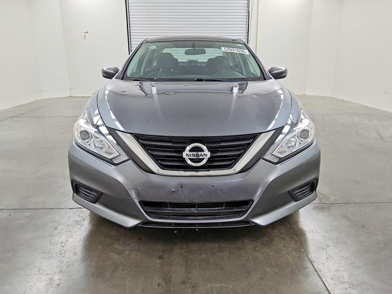 2018 Nissan Altima 2.5 S - Image 5