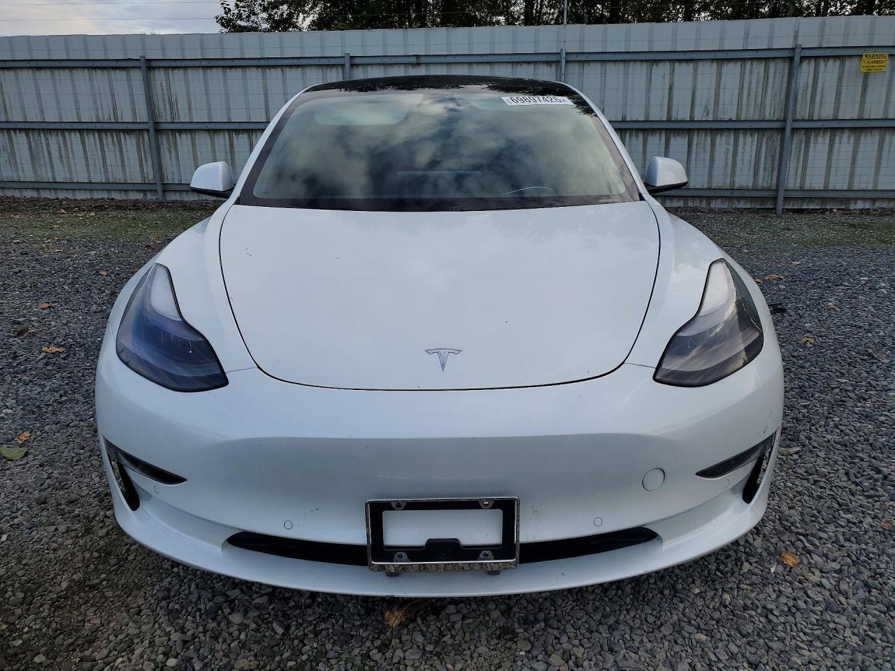 2021 Tesla Model 3 - Фото 5