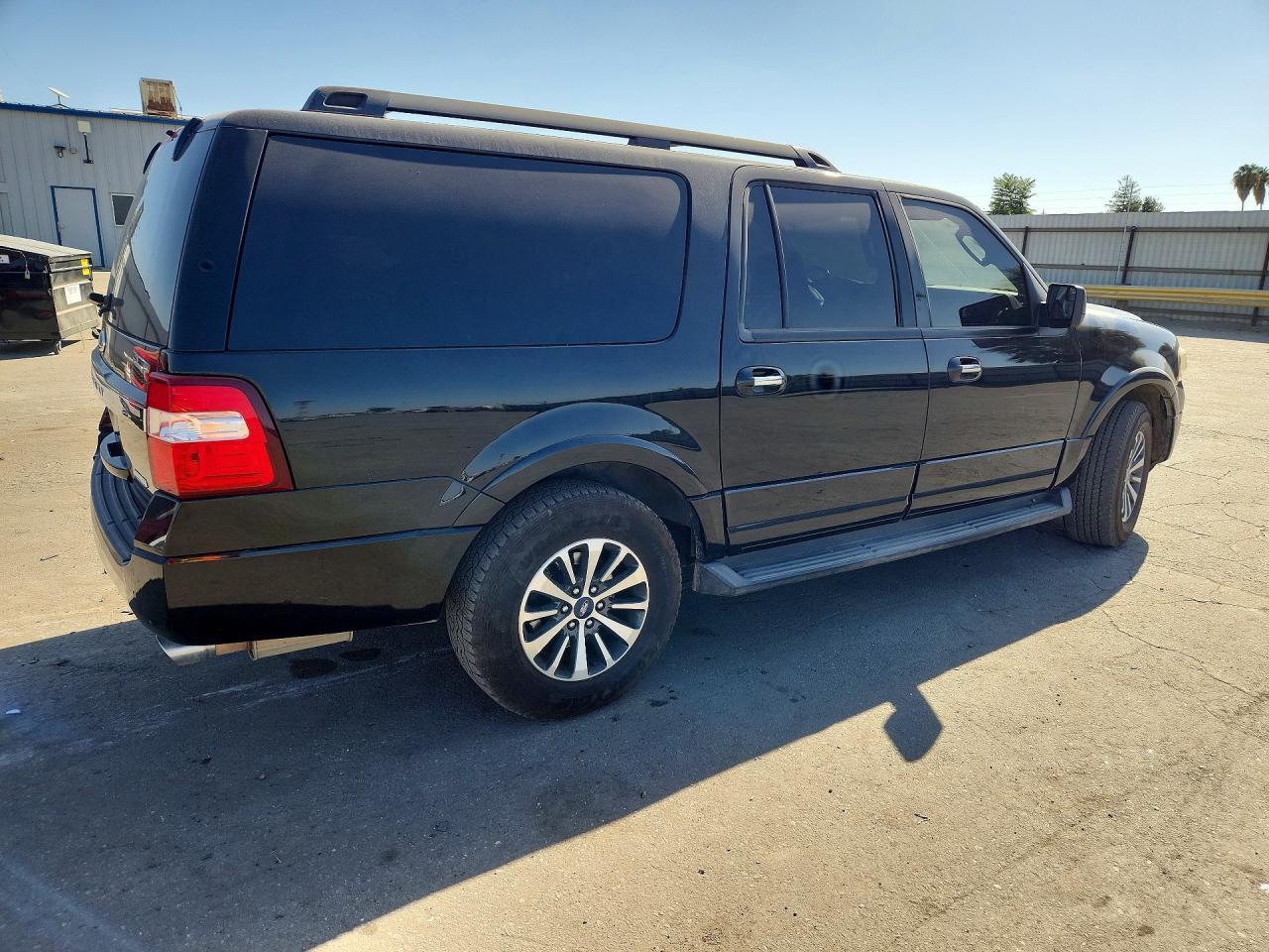 2015 Ford Expedition El Xlt - Image 3