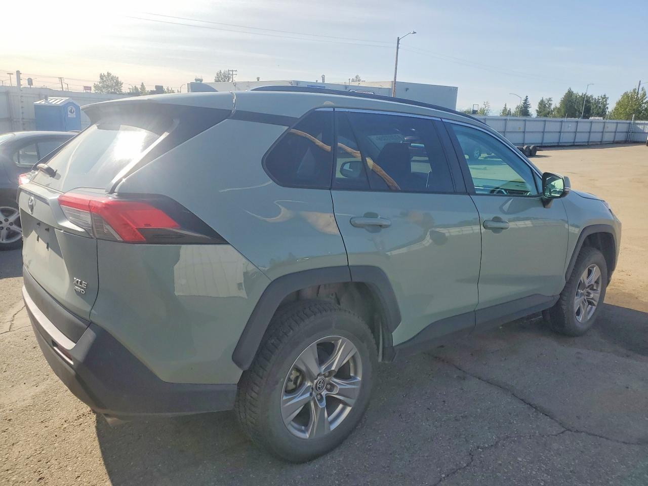 2023 Toyota Rav4 Xle - Фото 3