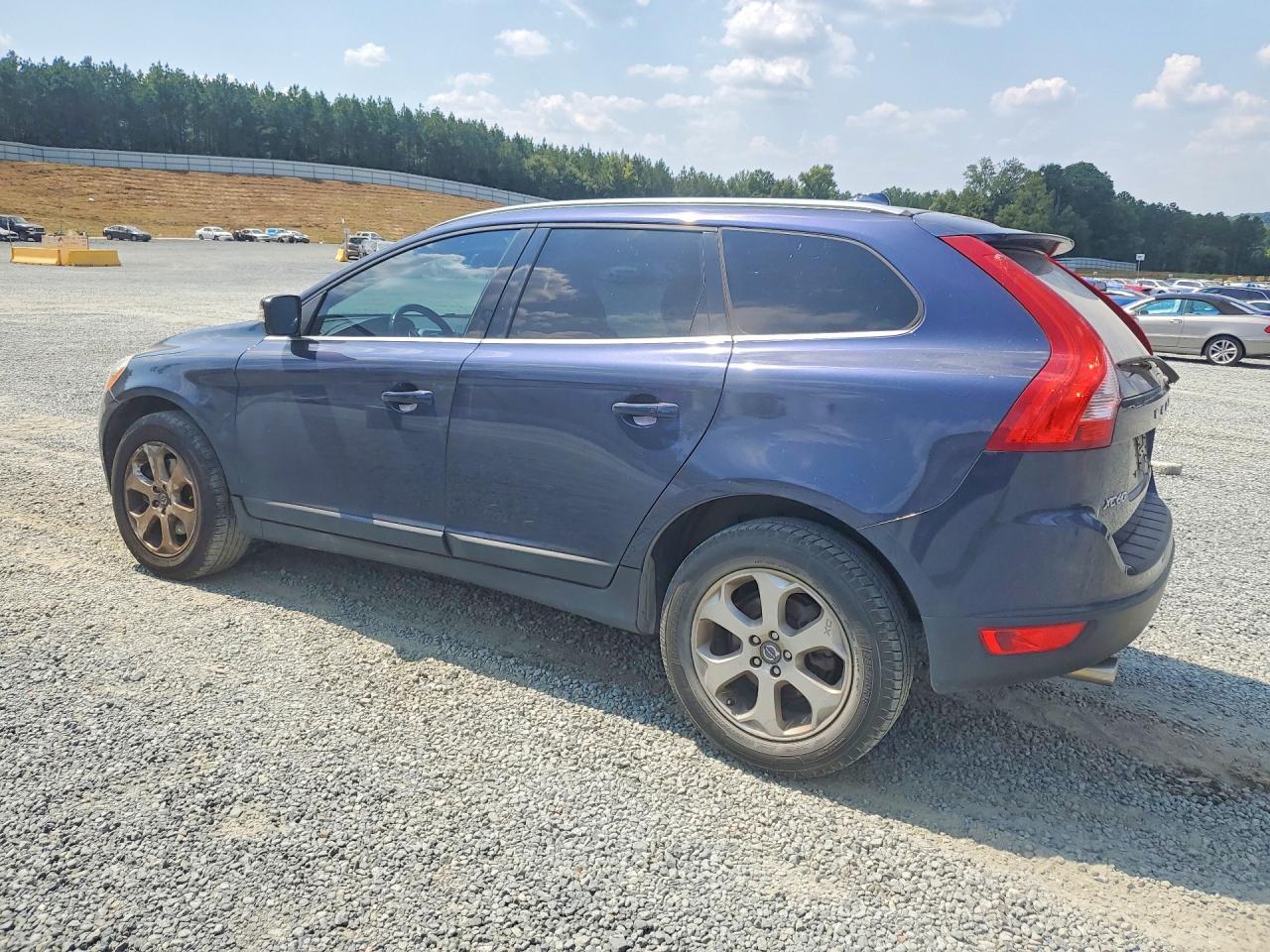 2013 Volvo Xc60 3.2 - Image 2