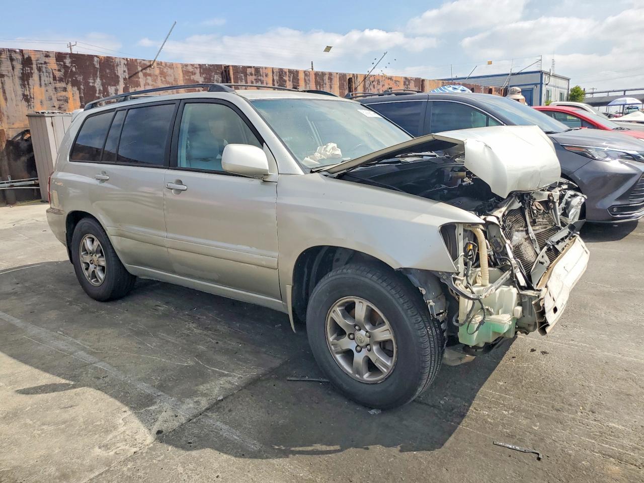 2004 Toyota Highlander Base - Фото 4