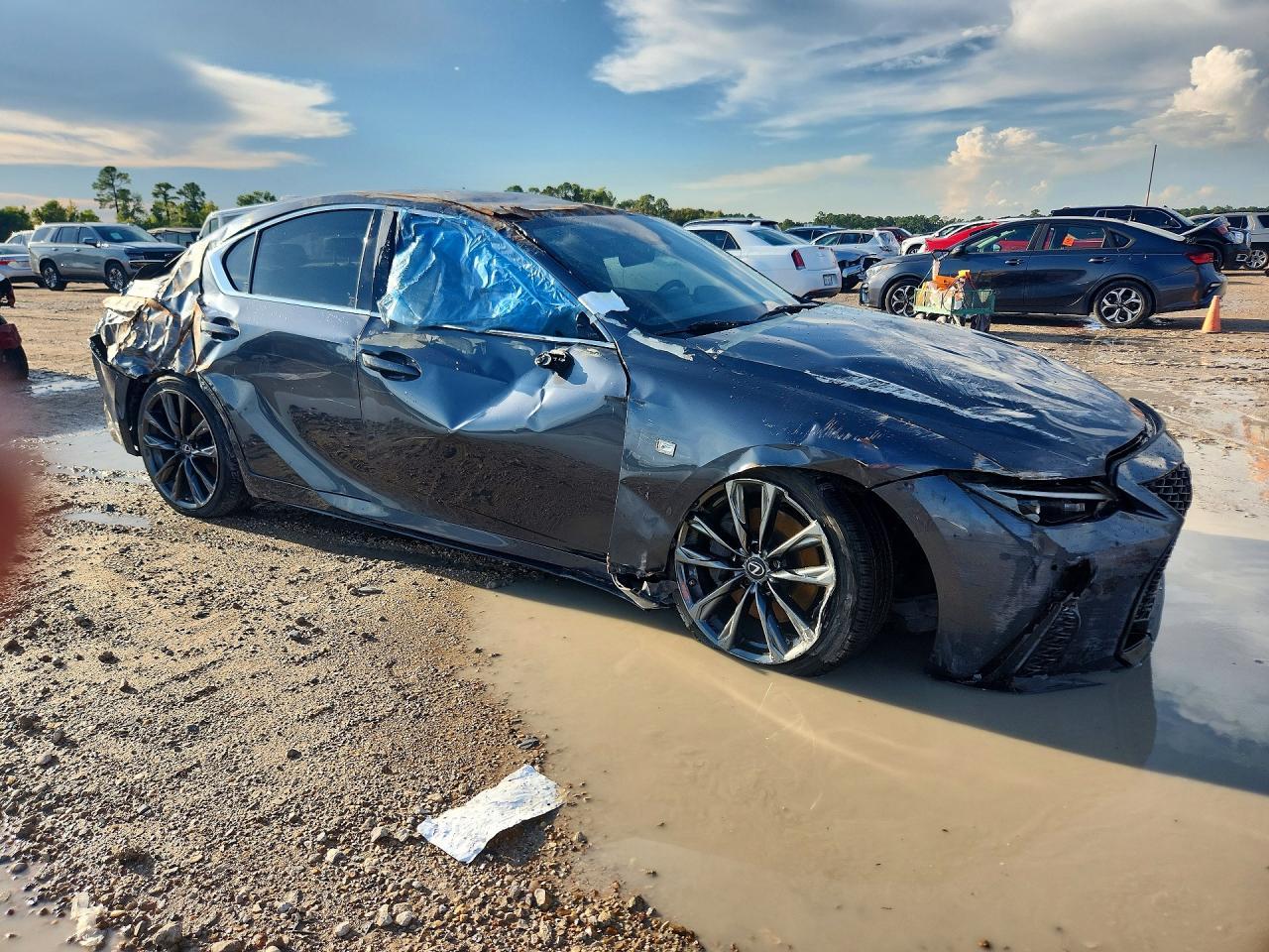 2021 Lexus Is 350 F Sport - Image 4
